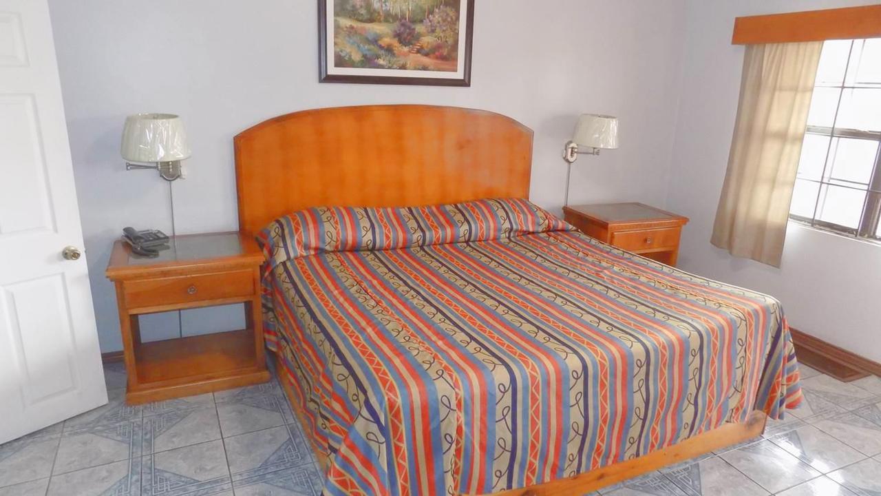 Hotel Del Camino Cuauhtémoc Εξωτερικό φωτογραφία
