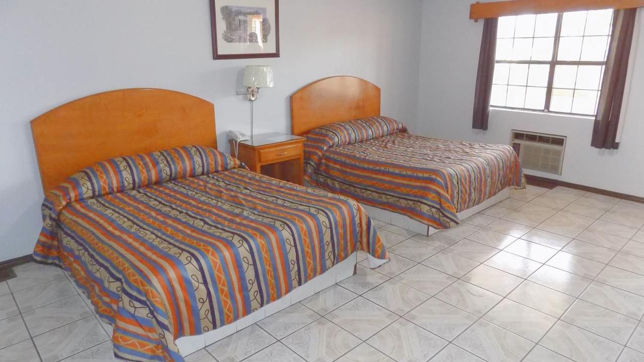 Hotel Del Camino Cuauhtémoc Εξωτερικό φωτογραφία