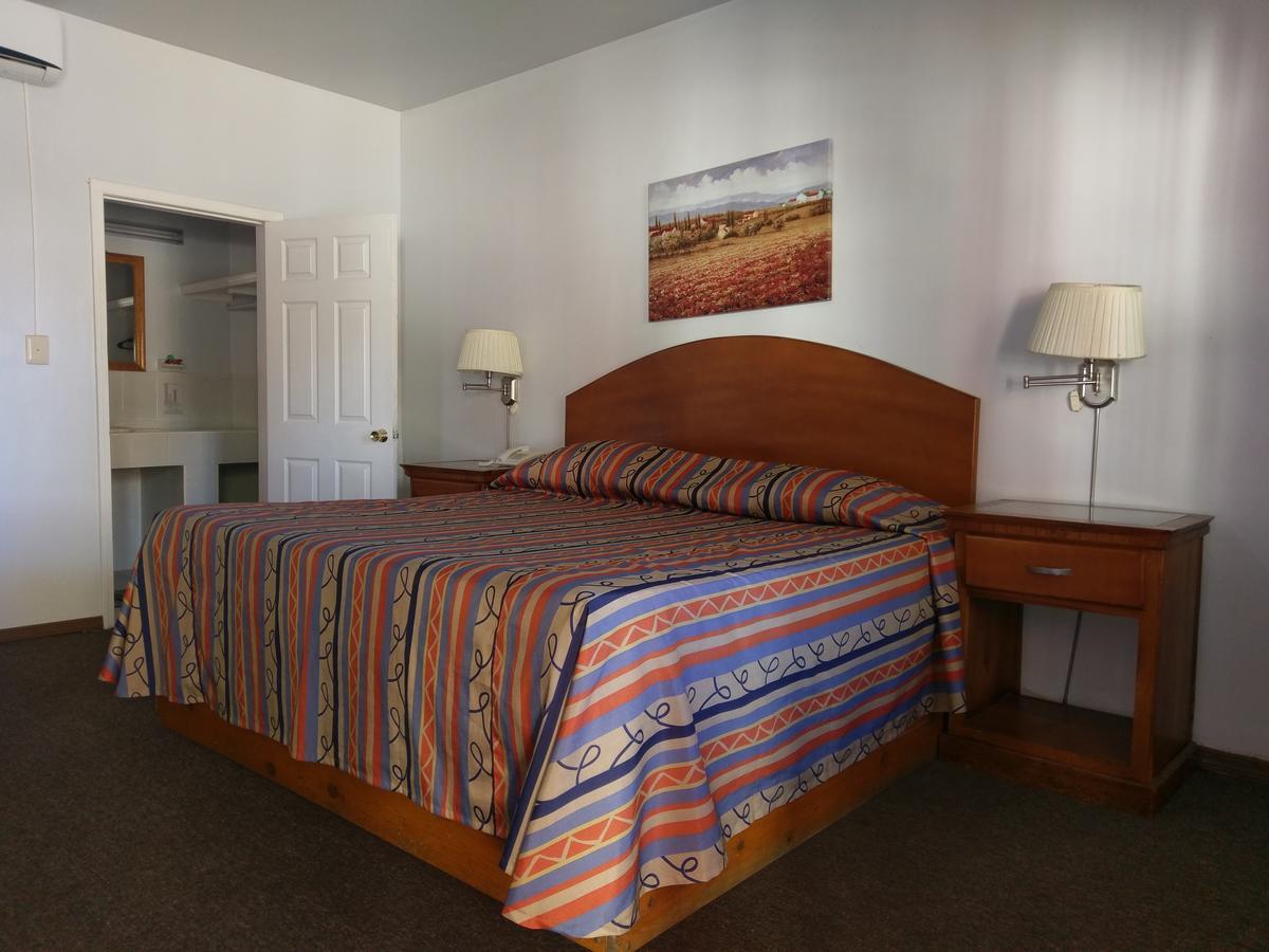 Hotel Del Camino Cuauhtémoc Εξωτερικό φωτογραφία